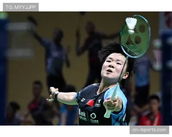 何冰娇训练完直接拎爱马仕去吃米其林？