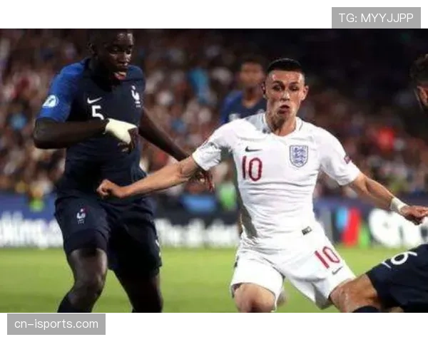 坎通纳式回撤组织型前锋为何在当今足坛日渐稀缺